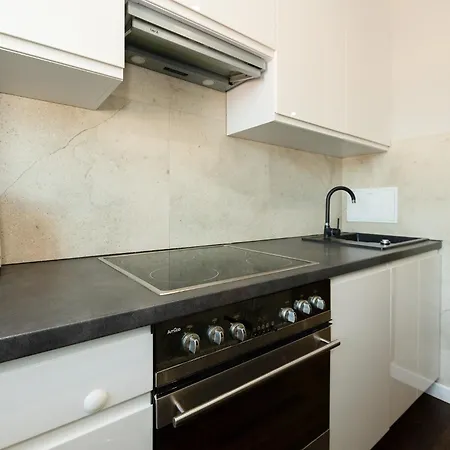 Panorama Downtown By Pinpoint Apartment Lodz