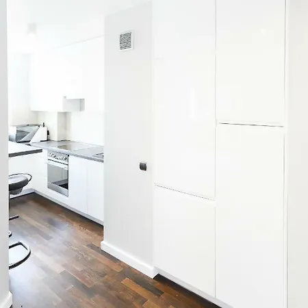 Apartment Panorama Downtown By Pinpoint Lodz (Lodz)