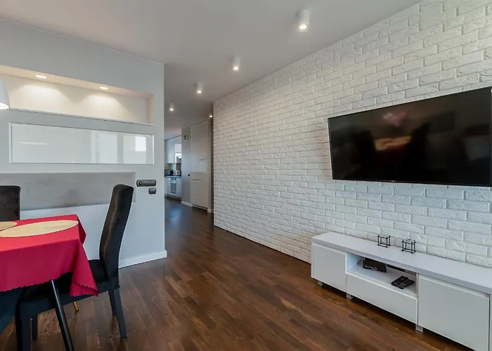 Panorama Downtown By Pinpoint 아파트 우치